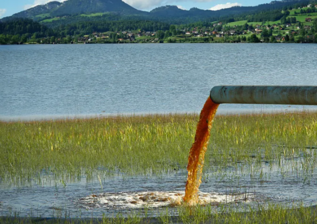 隐蔽地点偷排废水！管制加工企业定点偷排废水被抓现行|91香蕉下载污环保91香蕉APP破解版下载苹果